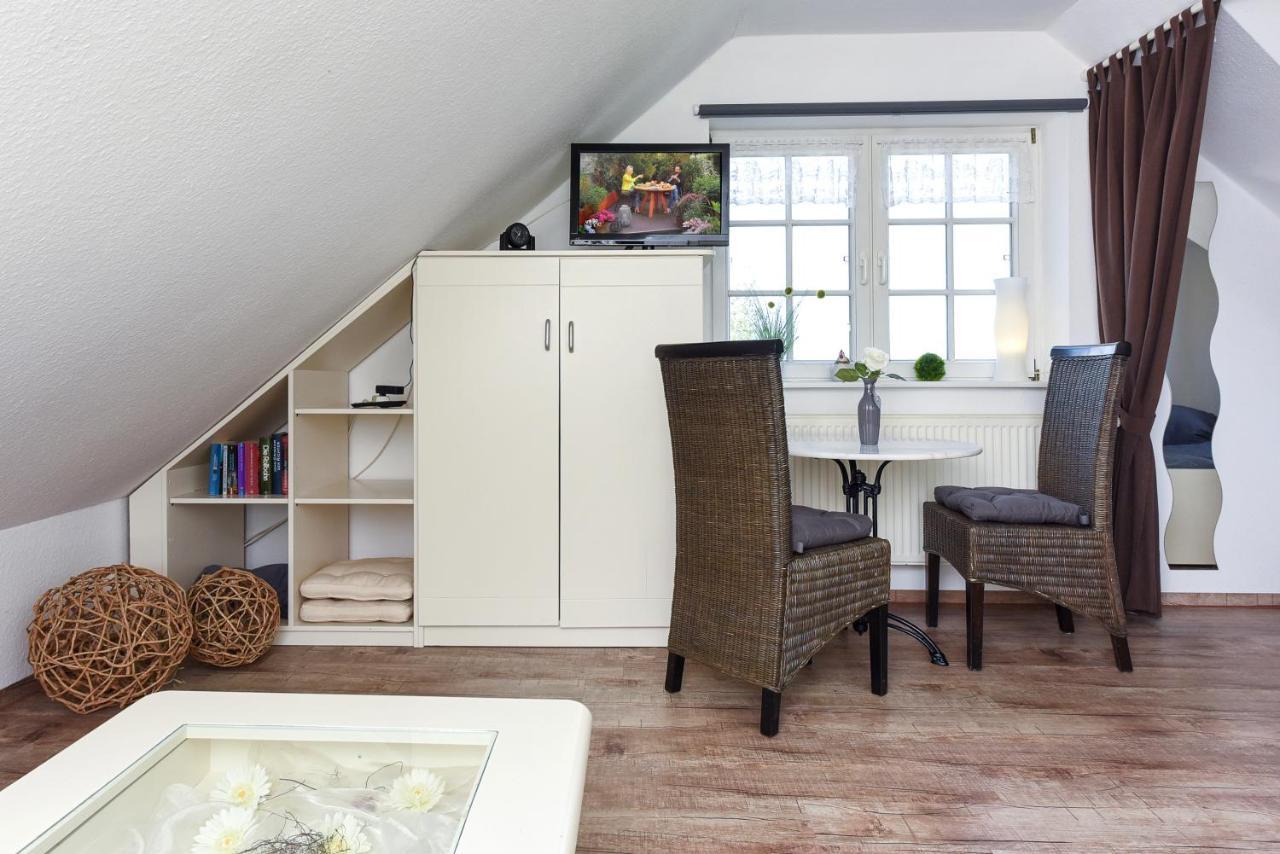שיליג Ferienwohnungen Im Haus Friesische Weite מראה חיצוני תמונה